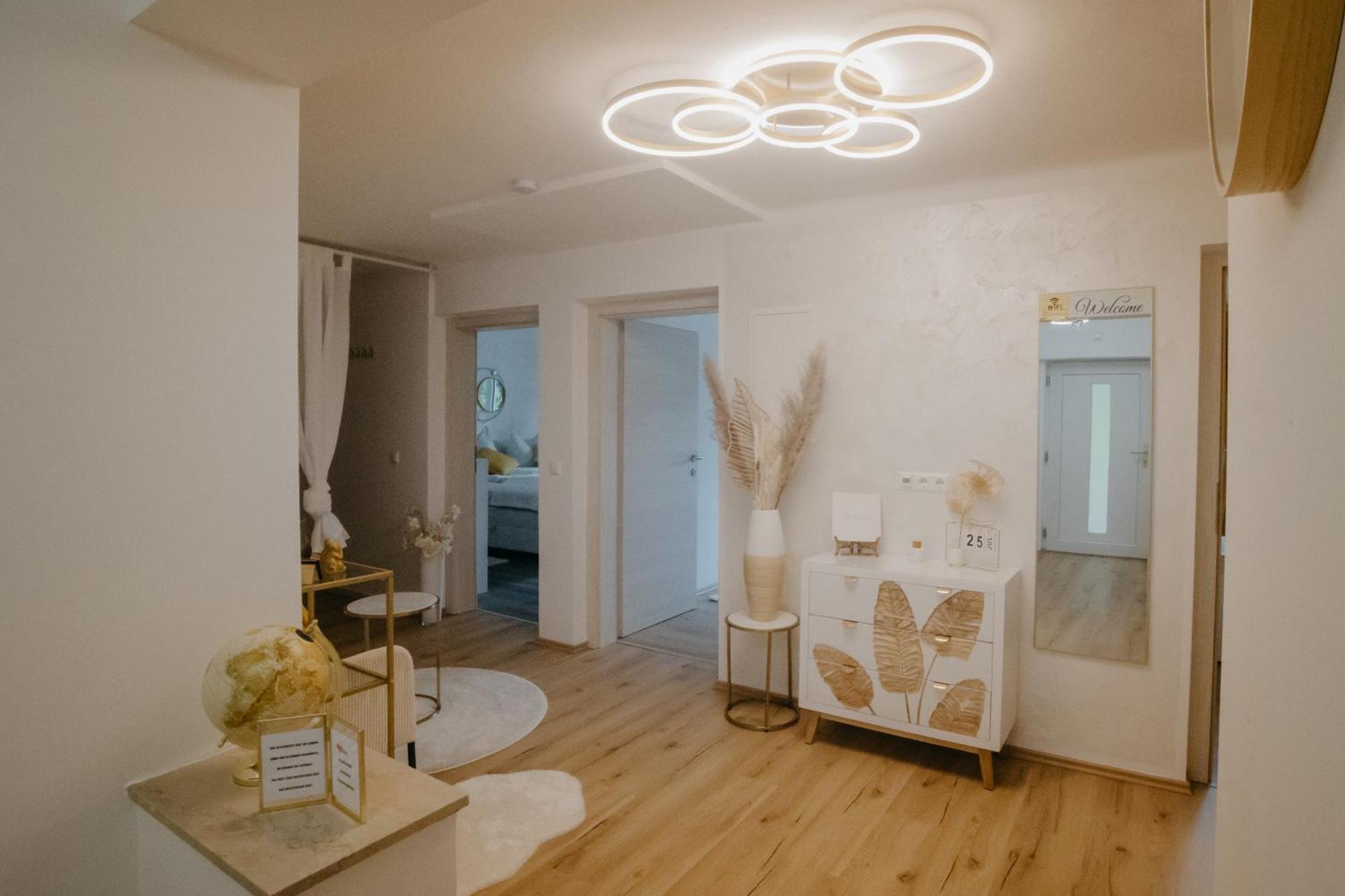 Ferienwohnung De Luxe Kramer Sattendorf Exteriör bild